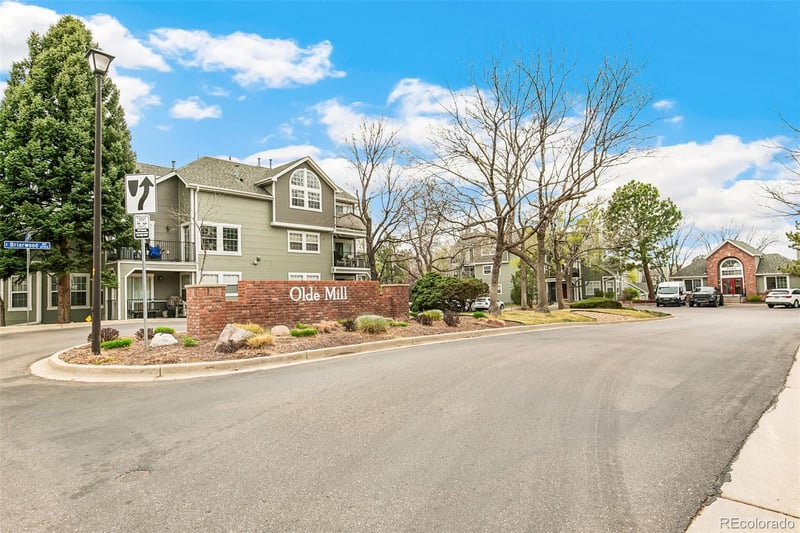 6776 Ivy St #C1, Centennial, CO 80112