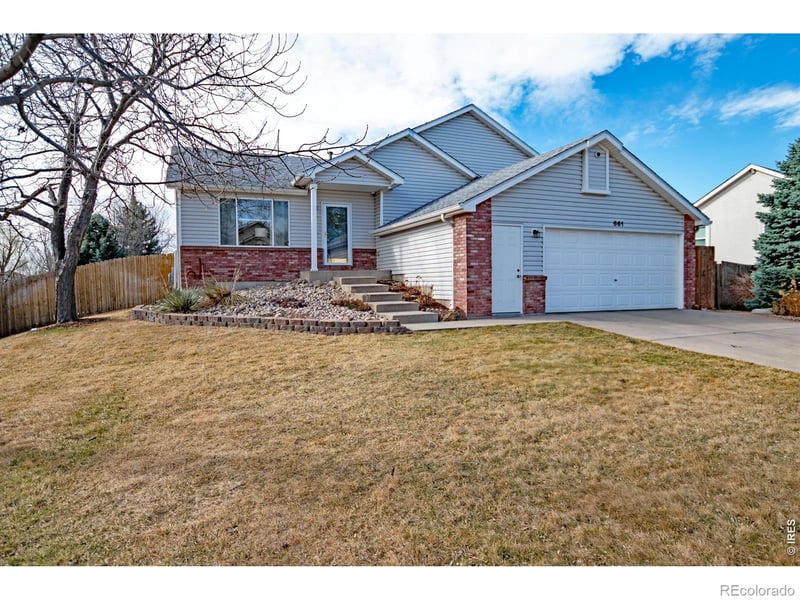 661 Brewer Dr, Fort Collins, CO 80524