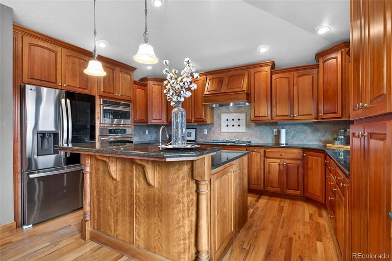 7204 Vallevue Dr, Greeley, CO 80634