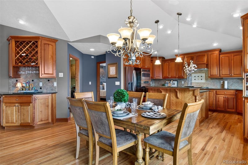 7204 Vallevue Dr, Greeley, CO 80634