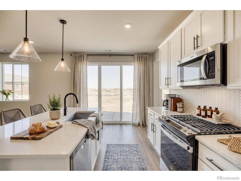 232 Sugar Beet Ln, Berthoud, CO 80513