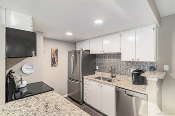 3484 Eagle St #201, Aurora, CO 80014