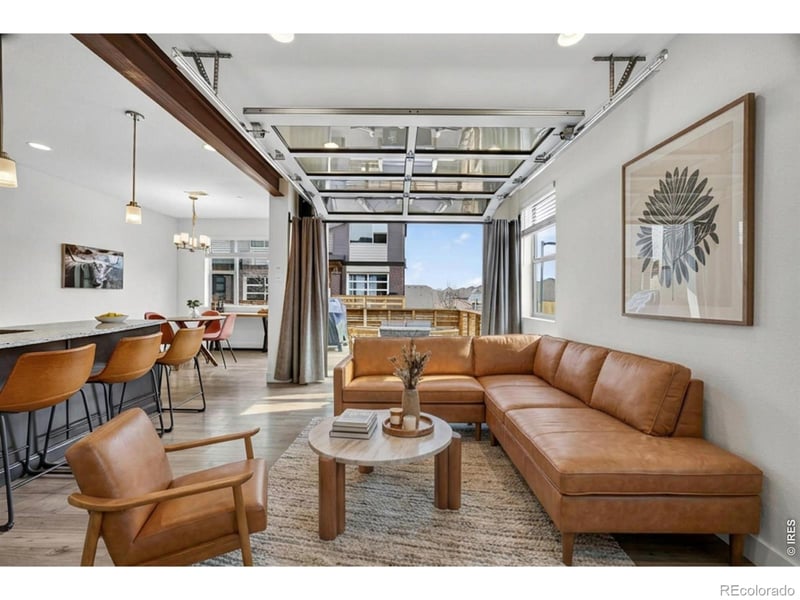 19518 Sunset Cir, Aurora, CO 80015