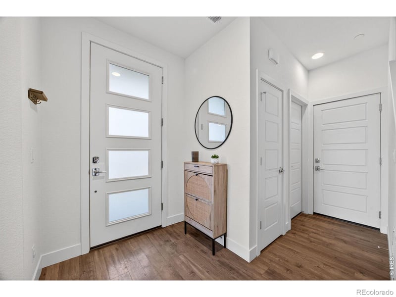 19518 Sunset Cir, Aurora, CO 80015