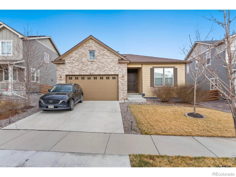 937 Eva Peak Dr, Erie, CO 80516