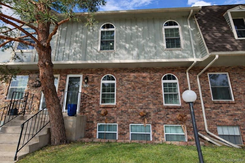 6465 Dayton St, Englewood, CO 80111