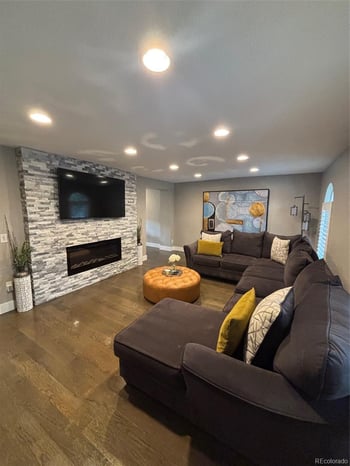 6465 Dayton St, Englewood, CO 80111