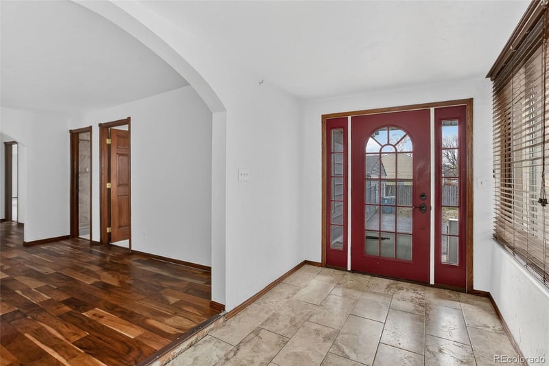 6170 Oneida St, Commerce City, CO 80022