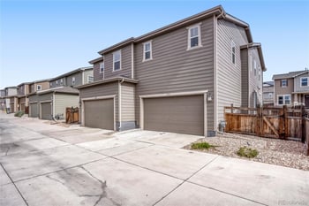 4378 Nepal Ct, Centennial, CO 80015