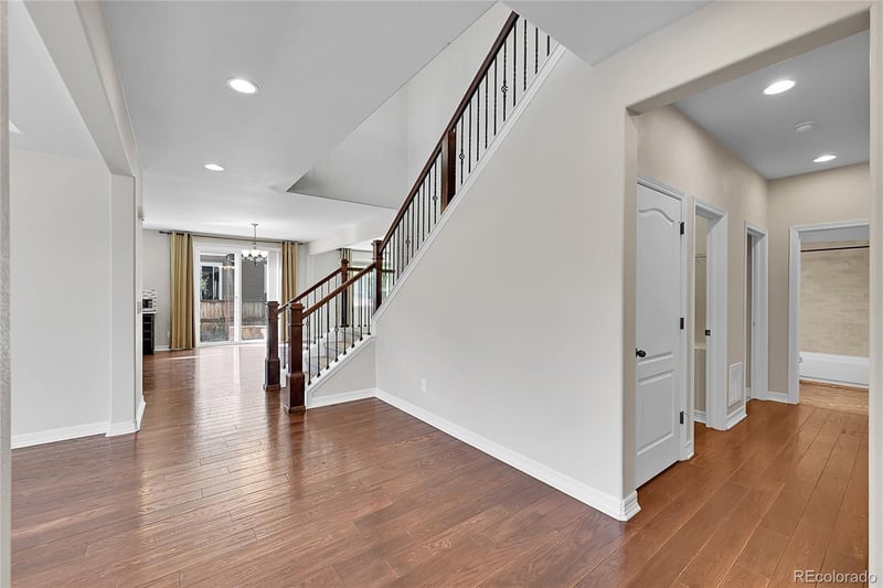 12762 Fisher St, Englewood, CO 80112