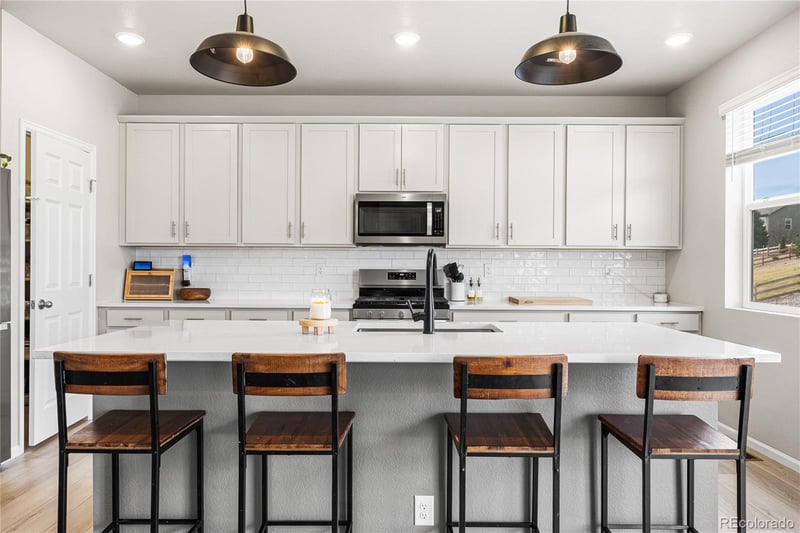 1674 Rumley Creek Dr, Windsor, CO 80550