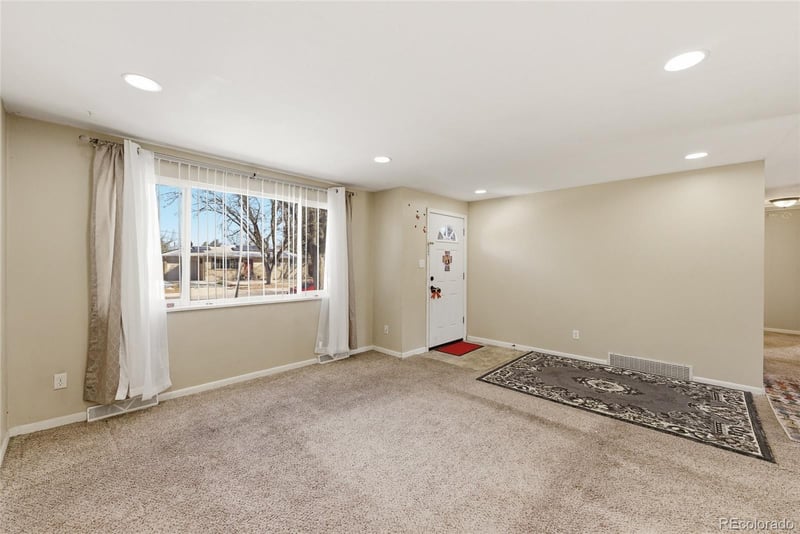 12244 Kentucky Ave, Aurora, CO 80012