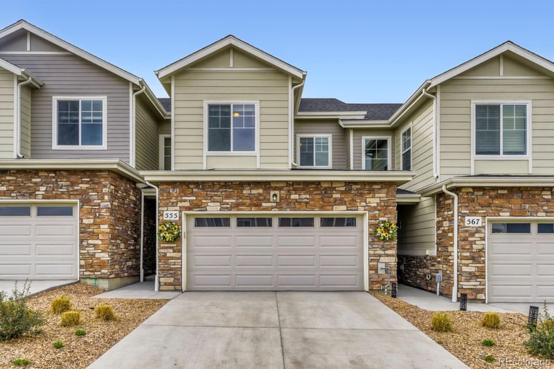 555 Whisper Wind Ln, Castle Rock, CO 80104