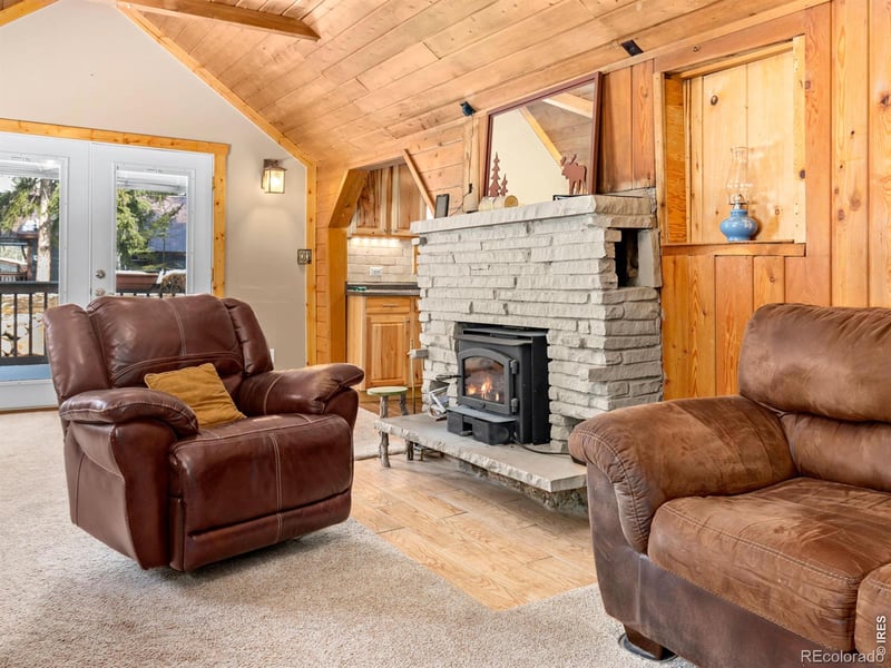 3143 Riverside Dr, Lyons, CO 80540