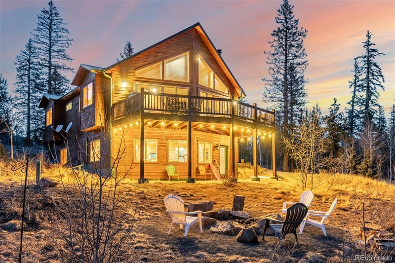 378 Arapahoe Cir, Jefferson, CO 80456