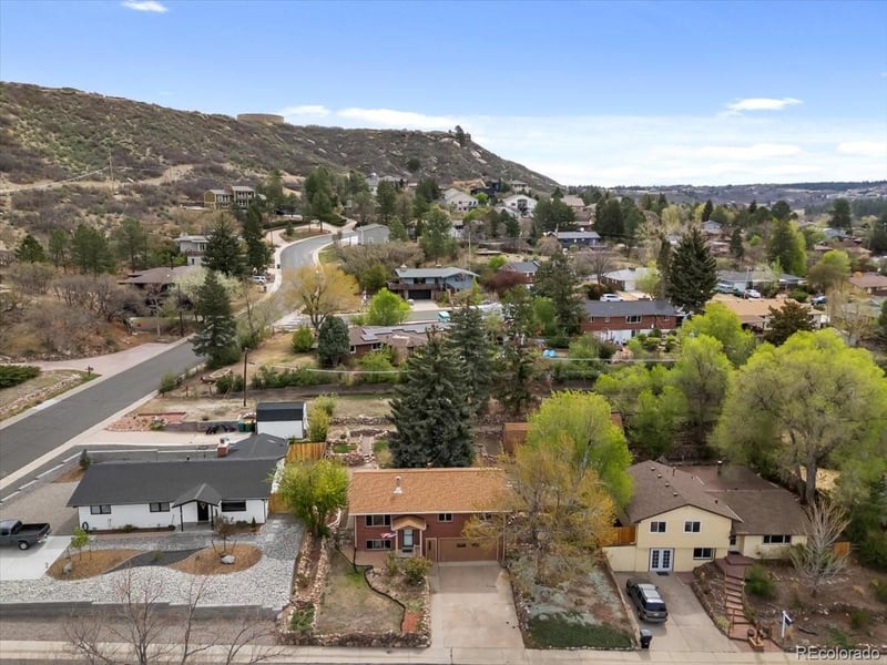 570 Vista Dr, Castle Rock, CO 80104