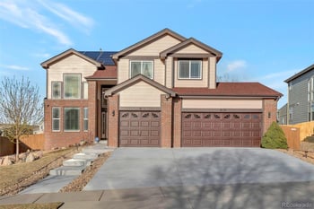 2430 Fundy Cir, Aurora, CO 80013