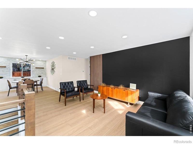 2425 Spencer St, Longmont, CO 80501