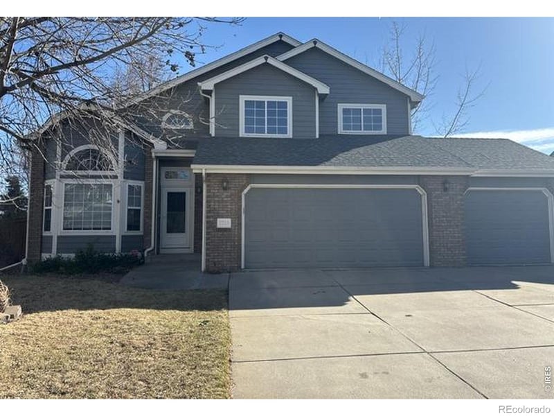 2215 Sweetwater Creek Dr, Fort Collins, CO 80528