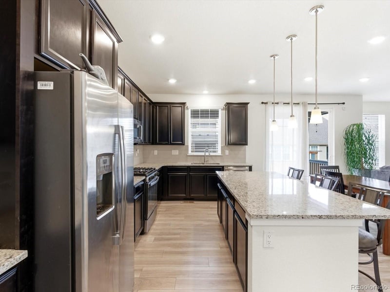 1006 Eaton Park Ct, Aurora, CO 80018