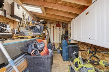 10059 Southlawn Cir, Commerce City, CO 80022