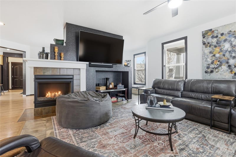 10059 Southlawn Cir, Commerce City, CO 80022