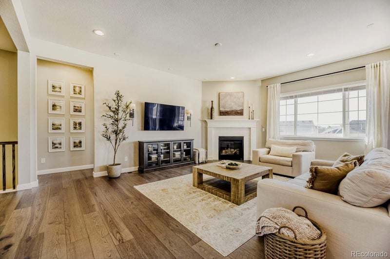 1135 Sunlit Dr, Castle Rock, CO 80109