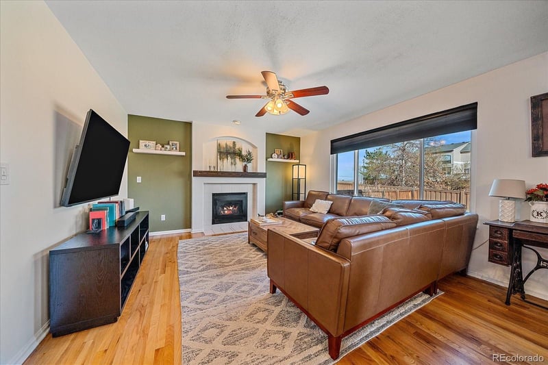 9943 Sydney Ln, Highlands Ranch, CO 80130