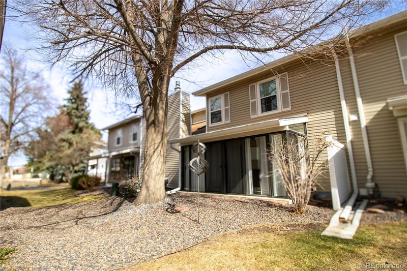 2752 Heather Gardens Way #13, Aurora, CO 80014