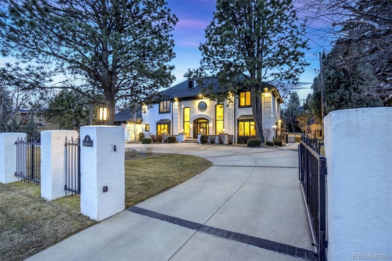 17 Pourtales Rd, Colorado Springs, CO 80906