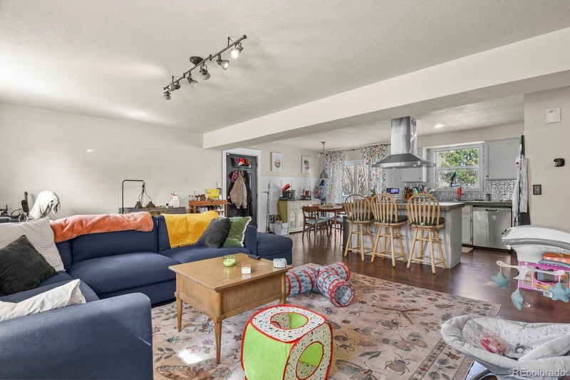 4132 Richfield Way, Aurora, CO 80013