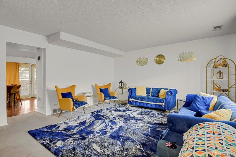 9025 Mansfield Ave, Denver, CO 80237