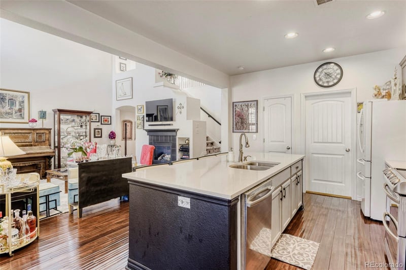 9223 Sori Ln, Highlands Ranch, CO 80126