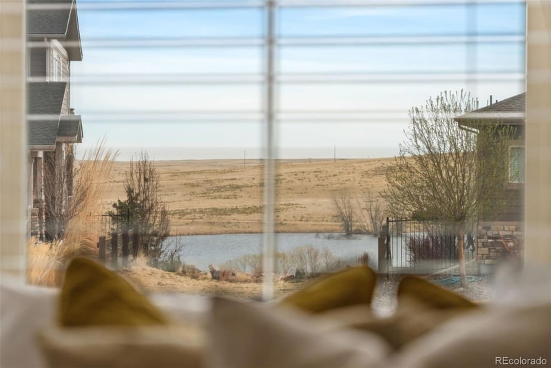 27620 Lakeview Dr, Aurora, CO 80016