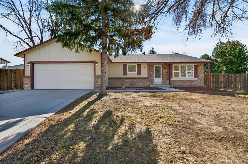 4372 Ceylon Way, Aurora, CO 80015