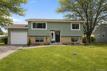 125 Columbia Dr, Julesburg, CO 80737