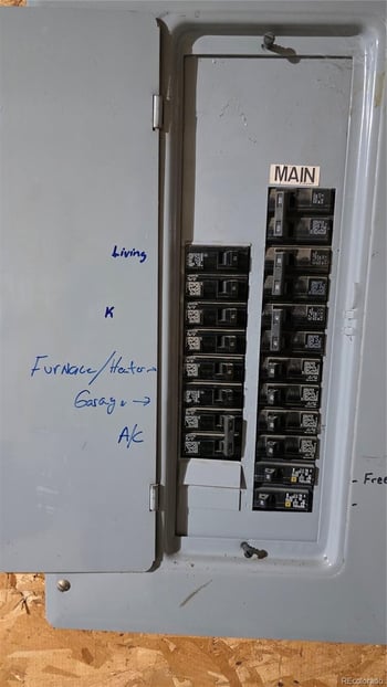 125 Columbia Dr, Julesburg, CO 80737