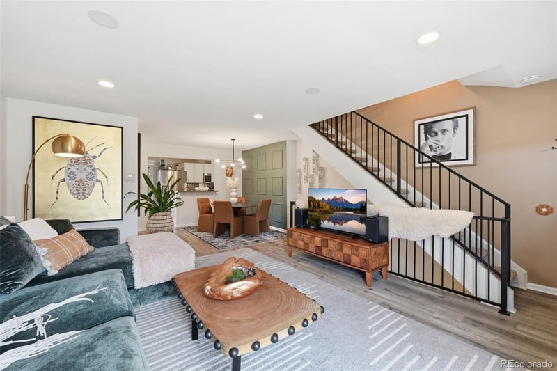 4234 Pondview Dr, Littleton, CO 80123