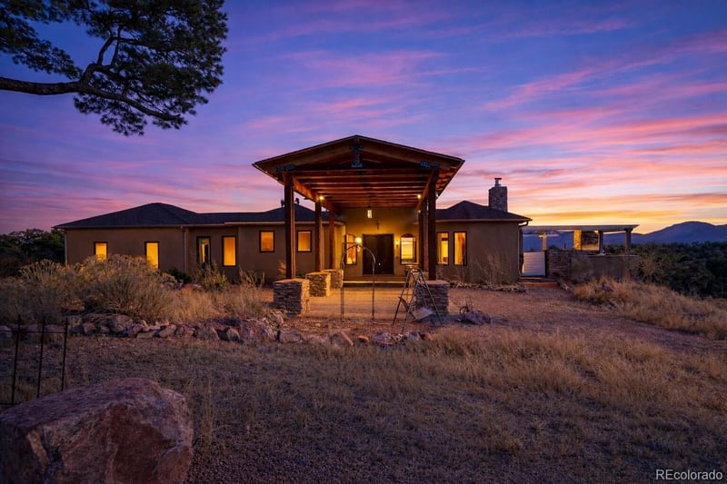 900 Meadow Ln, Gardner, CO 81040