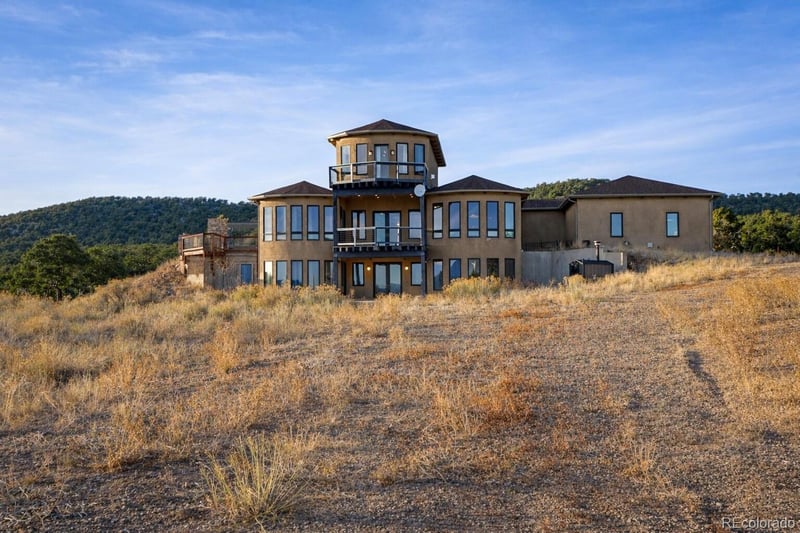 900 Meadow Ln, Gardner, CO 81040