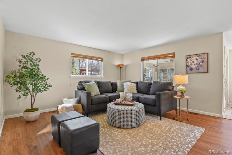 145 Yarrow St, Lakewood, CO 80226