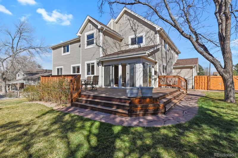 145 Yarrow St, Lakewood, CO 80226