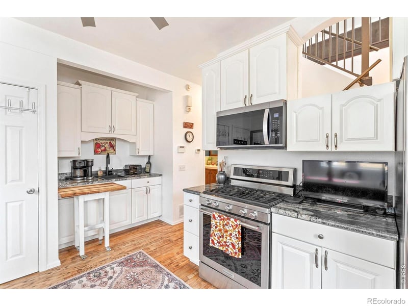 321 Graceland Grv, Colorado Springs, CO 80904