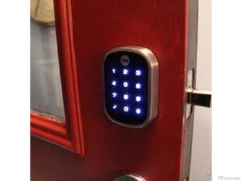 321 Graceland Grv, Colorado Springs, CO 80904