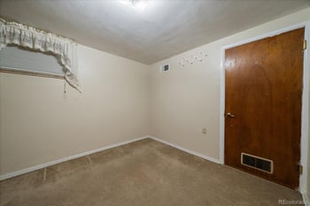 8485 52nd Ave, Arvada, CO 80002