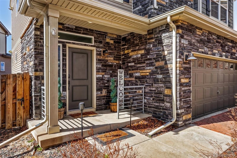 26168 Maple Dr, Aurora, CO 80018