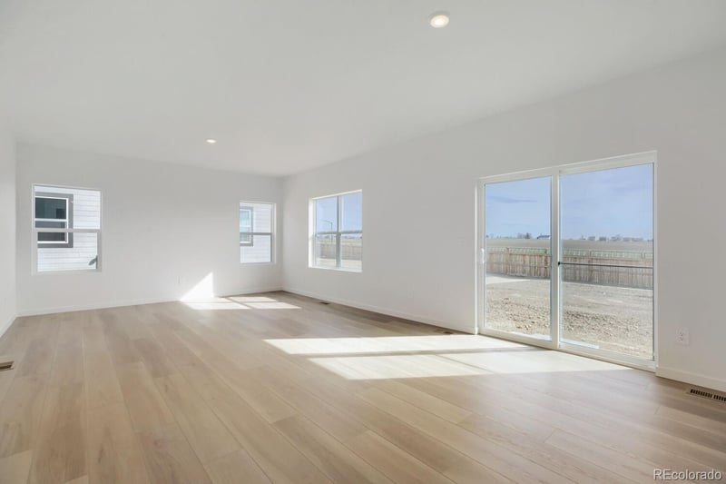 255 Mia Ln, Johnstown, CO 80534