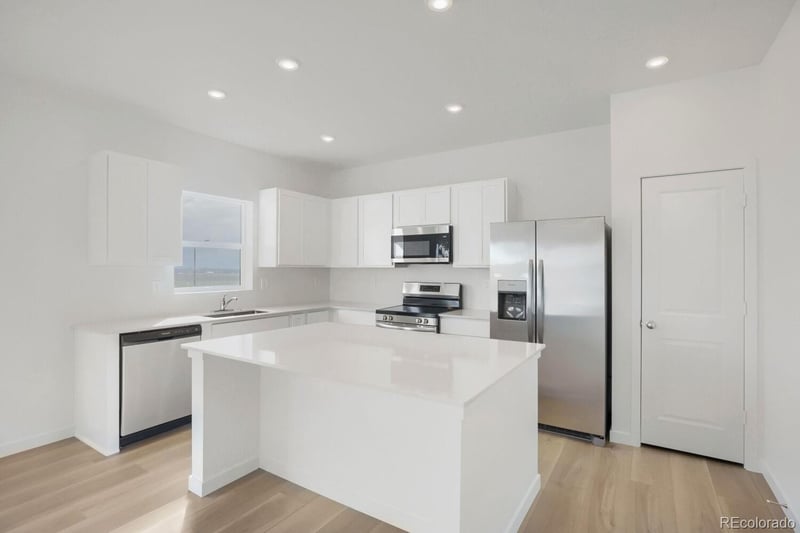 255 Mia Ln, Johnstown, CO 80534