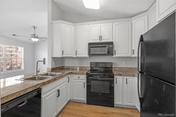 3884 Dallas Cir #202, Aurora, CO 80014