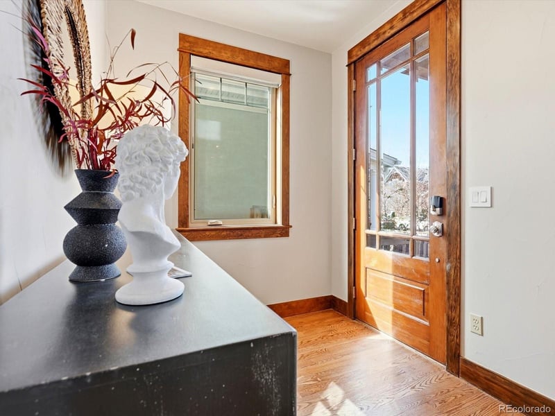 758 Washington St, Denver, CO 80209